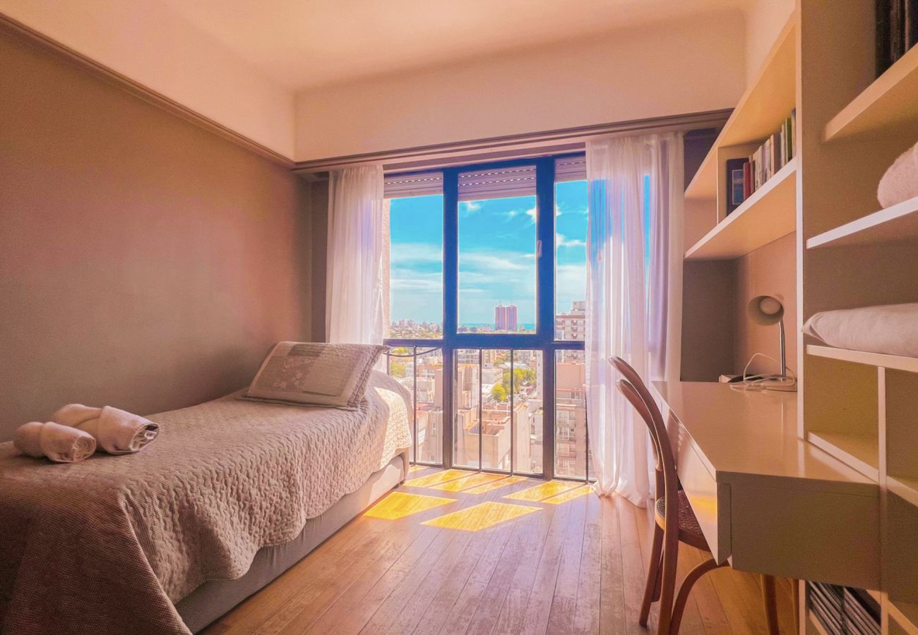 Apartamento en Mar Del Plata - Playa Grande - Depto 3 Amb - MARZ/DIC