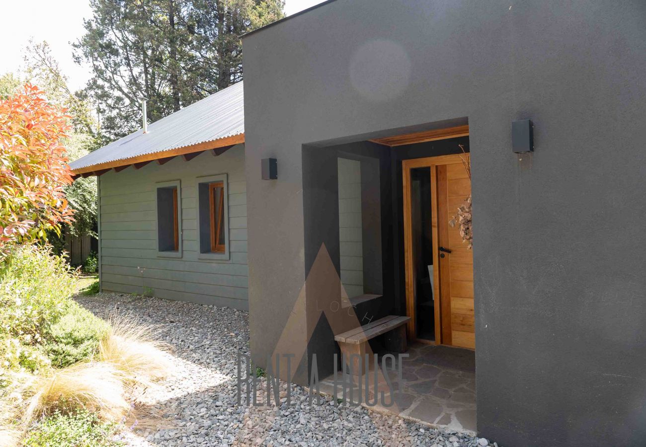 Casa en San Carlos de Bariloche - 08/10PAX PENI04C PADRO