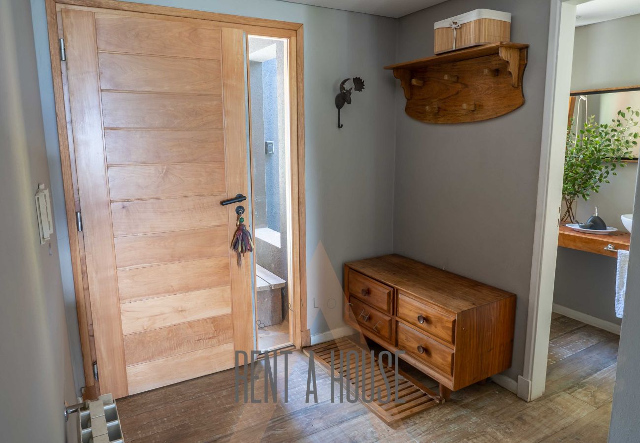 Casa en San Carlos de Bariloche - 08/10PAX PENI04C PADRO