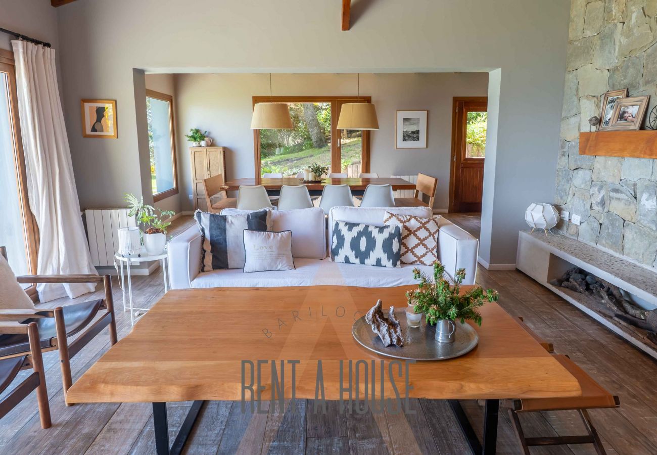 Casa en San Carlos de Bariloche - 08/10PAX PENI04C PADRO