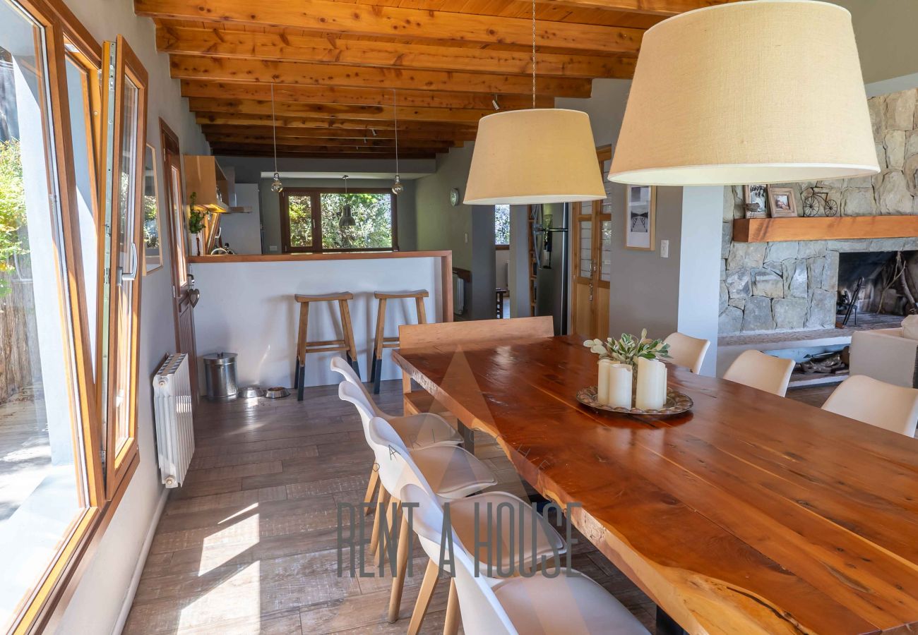 Casa en San Carlos de Bariloche - 08/10PAX PENI04C PADRO