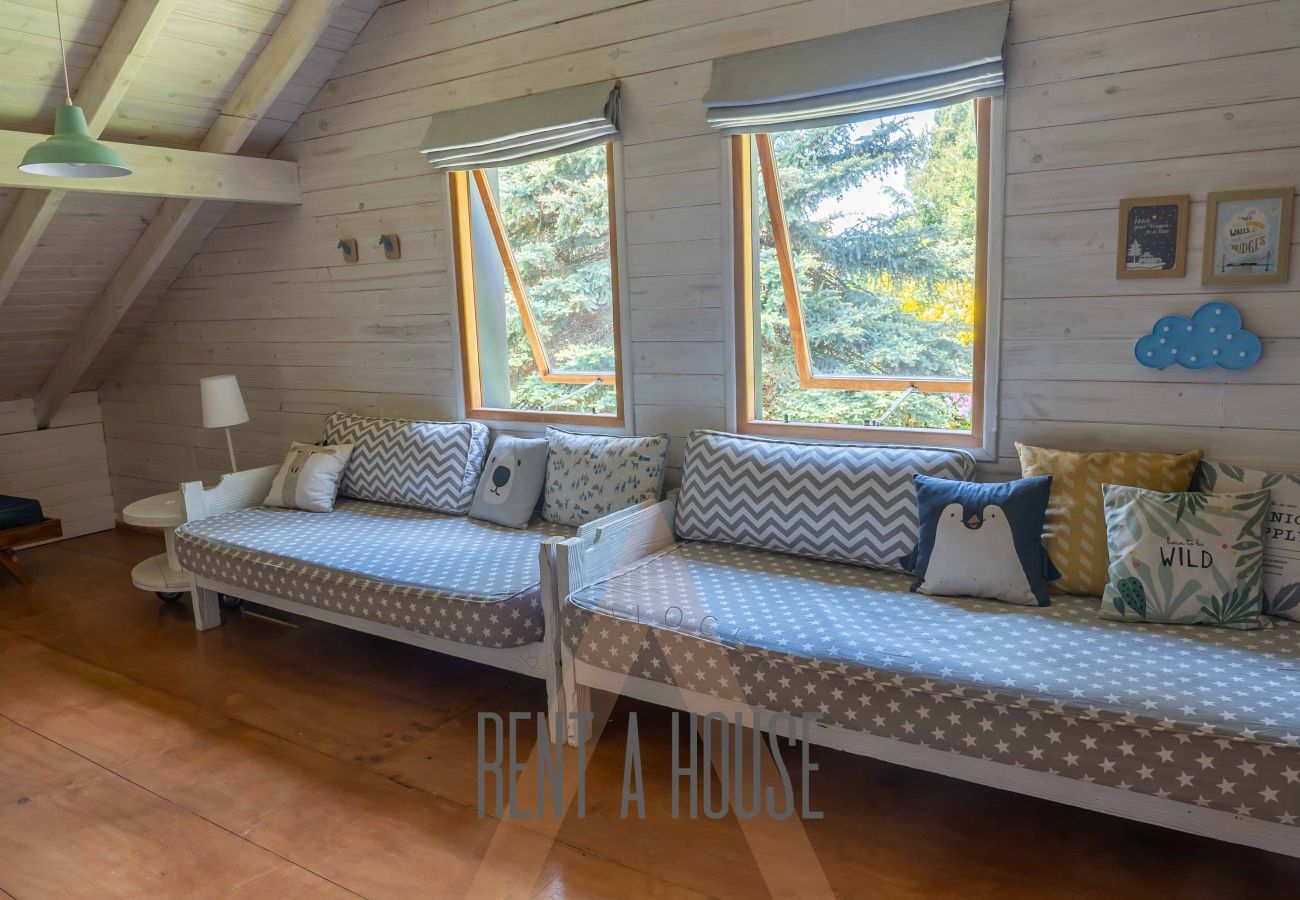 Casa en San Carlos de Bariloche - 08/10PAX PENI04C PADRO