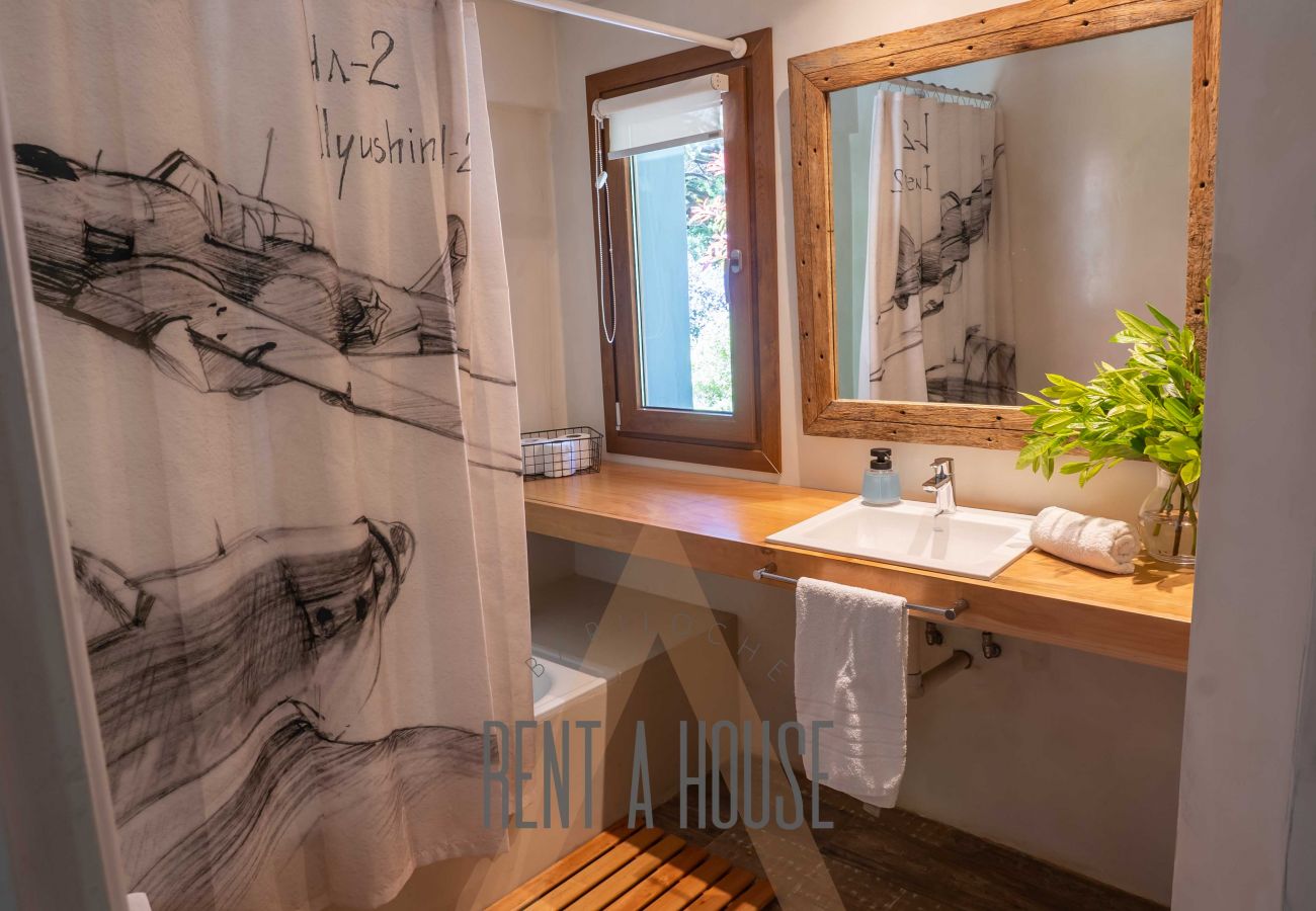 Casa en San Carlos de Bariloche - 08/10PAX PENI04C PADRO