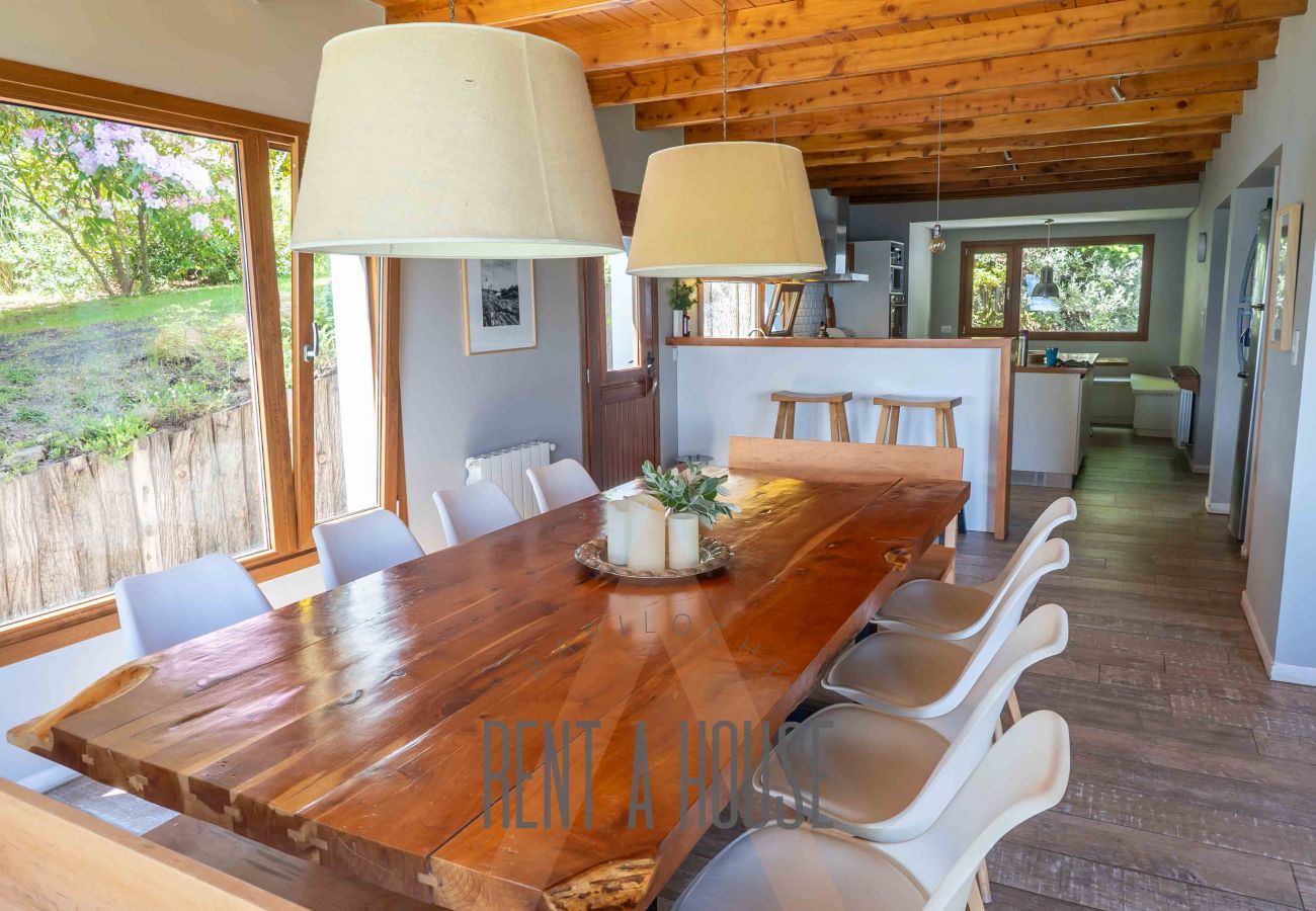 Casa en San Carlos de Bariloche - 08/10PAX PENI04C PADRO