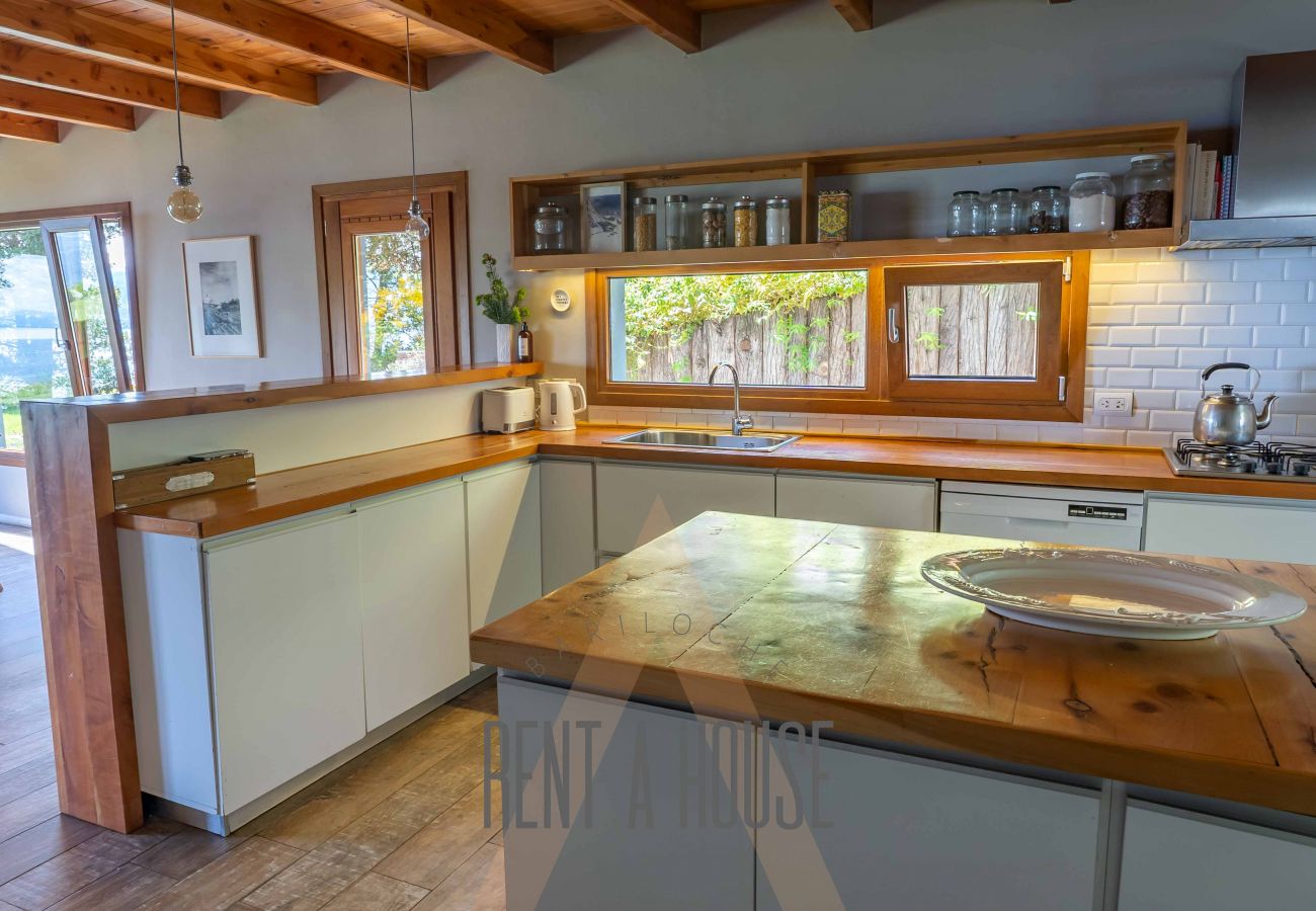 Casa en San Carlos de Bariloche - 08/10PAX PENI04C PADRO