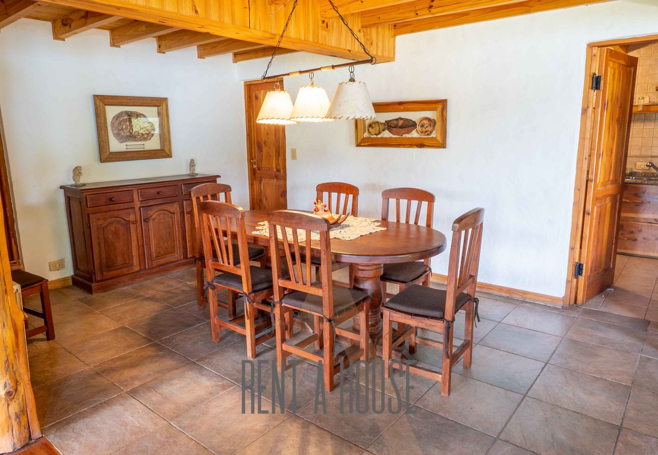 Casa en San Carlos de Bariloche - 07/8PAX PENI01C ELIAS