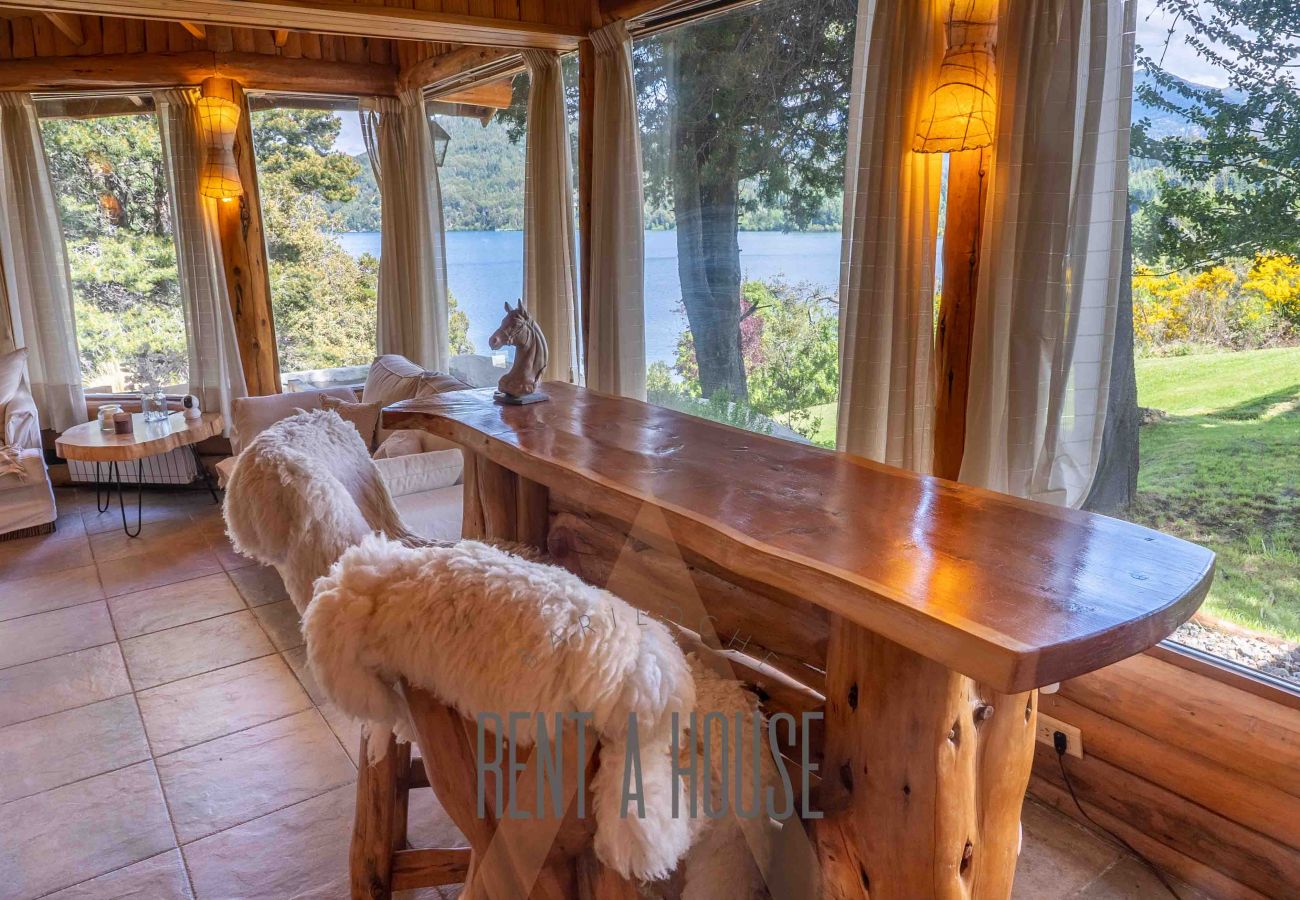 Casa en San Carlos de Bariloche - 07/8PAX PENI01C ELIAS