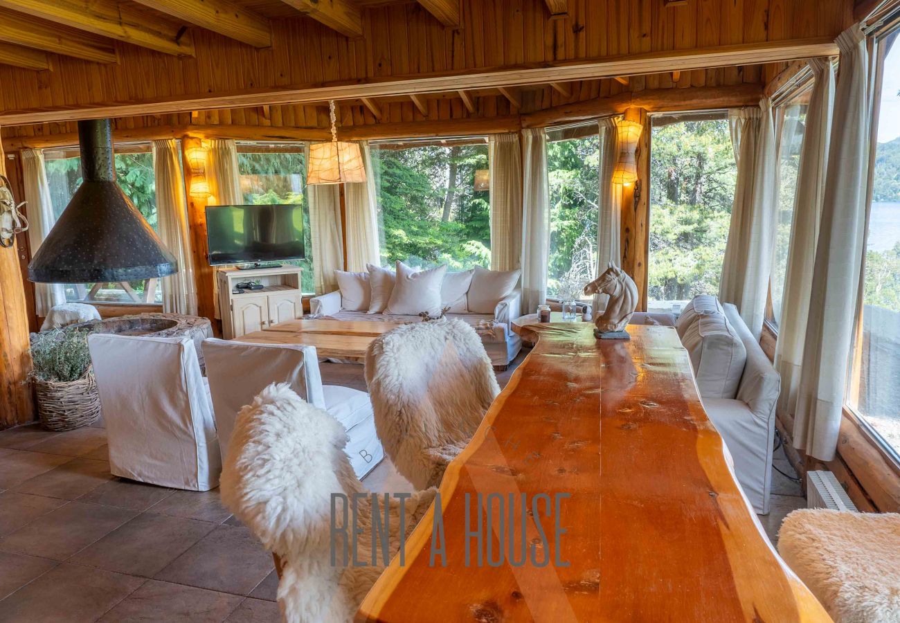 Casa en San Carlos de Bariloche - 07/8PAX PENI01C ELIAS