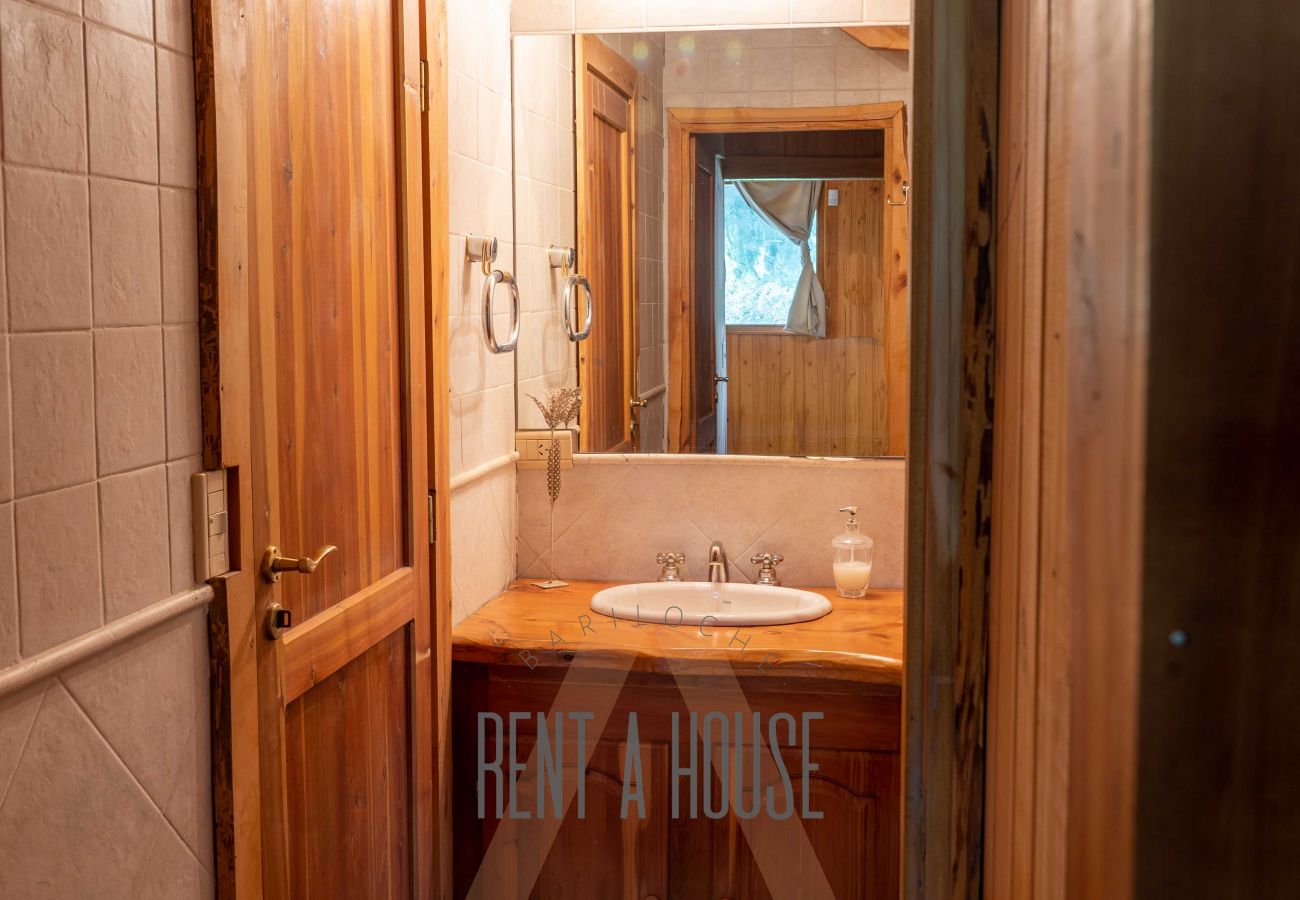 Casa en San Carlos de Bariloche - 07/8PAX PENI01C ELIAS