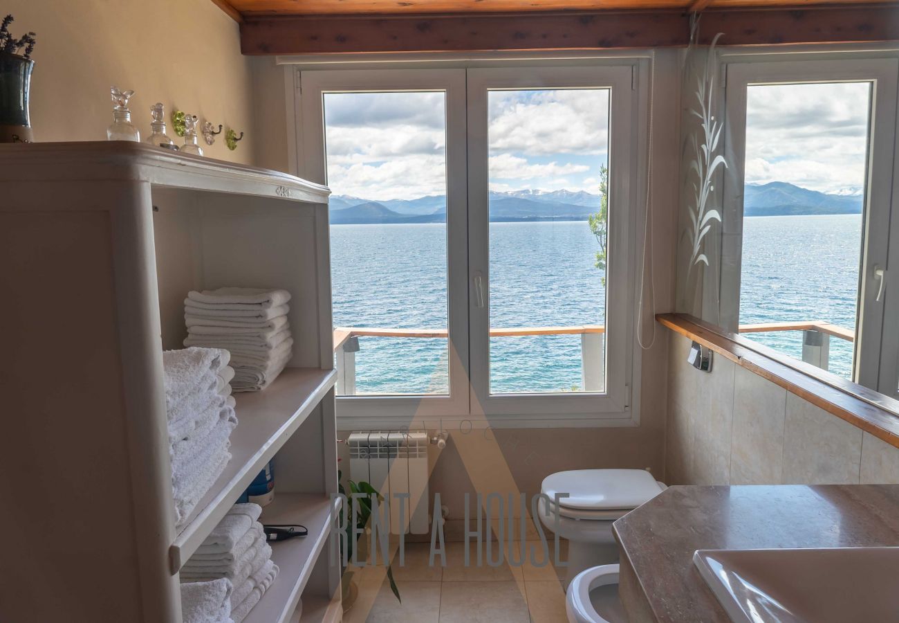 Casa en San Carlos de Bariloche - 08/9PAX HUAPI05C MILI