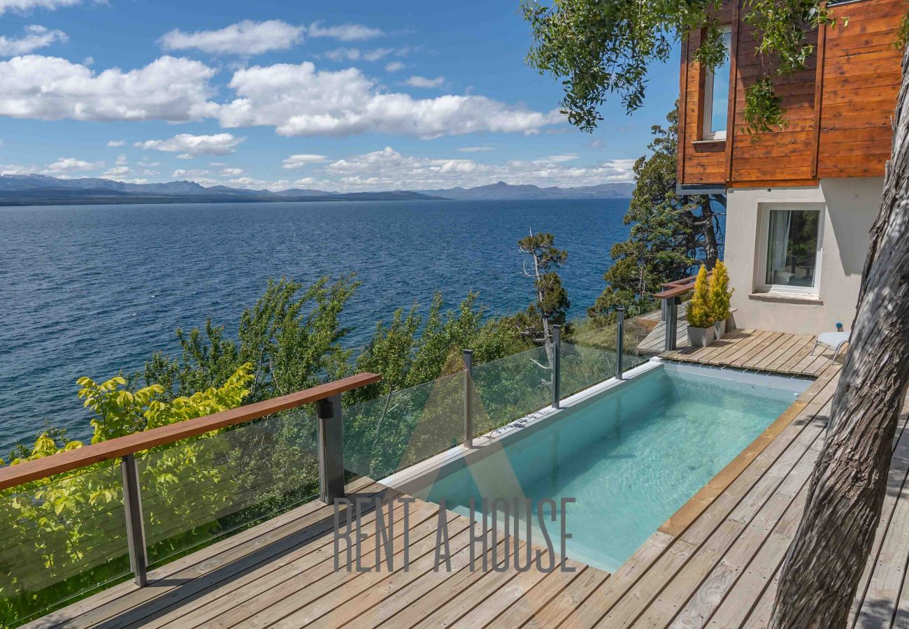 Casa en San Carlos de Bariloche - 08/9PAX HUAPI05C MILI