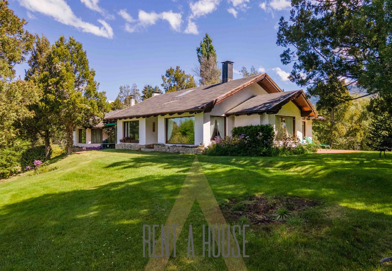 Casa en San Carlos de Bariloche - 10PAX HUAPI14C FLERE