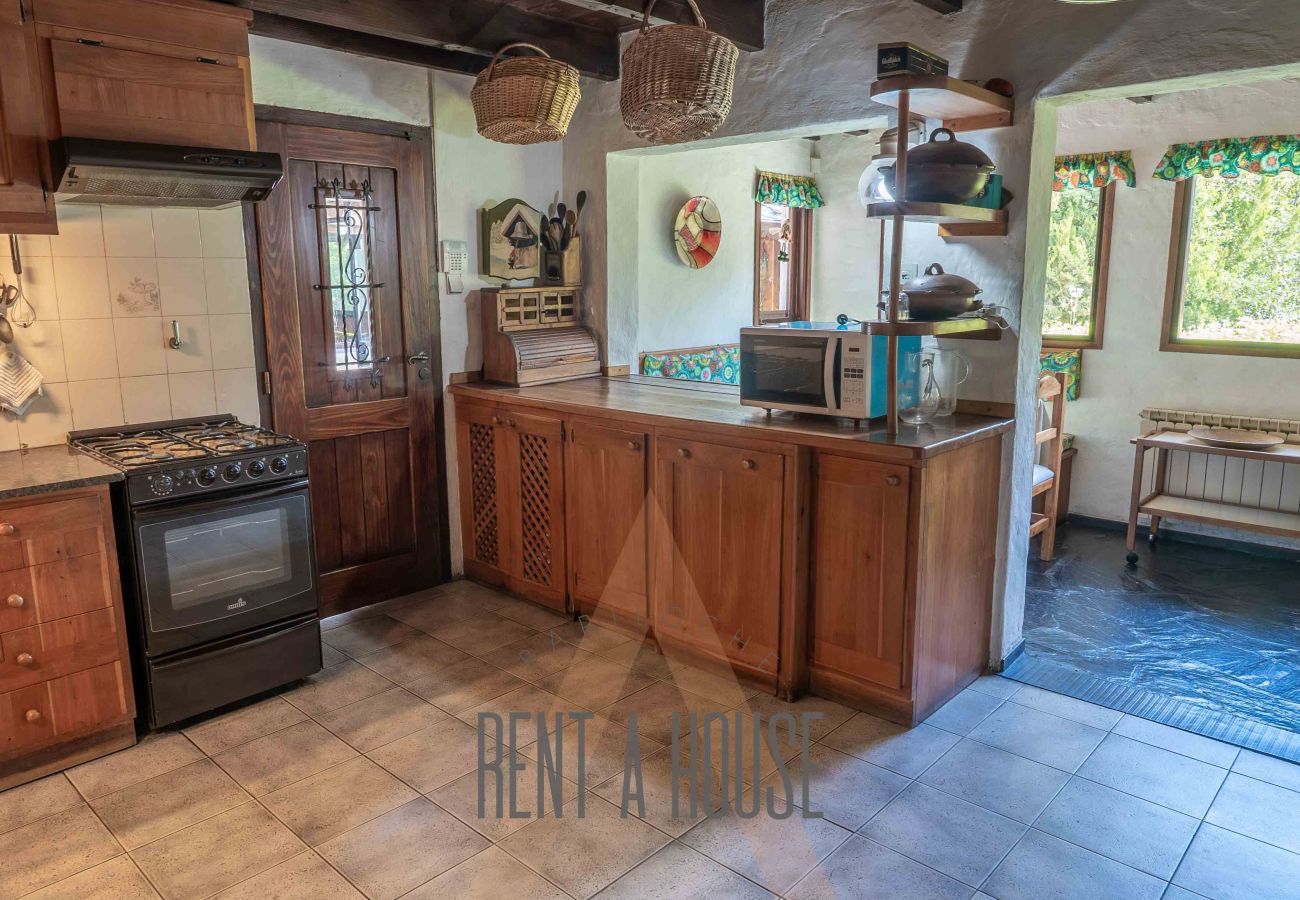 Casa en San Carlos de Bariloche - 10PAX HUAPI14C FLERE