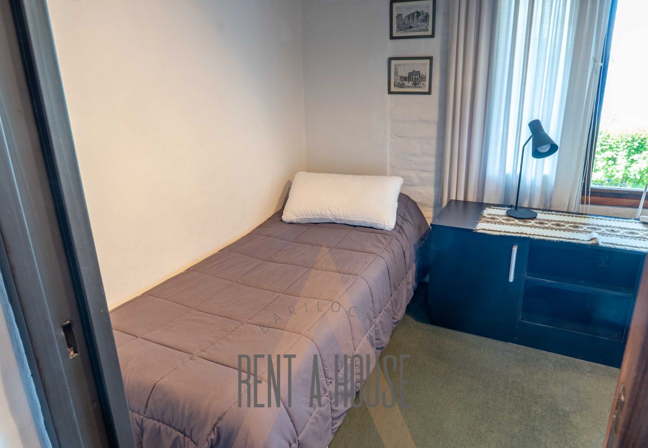 Casa en San Carlos de Bariloche - 10PAX HUAPI14C FLERE