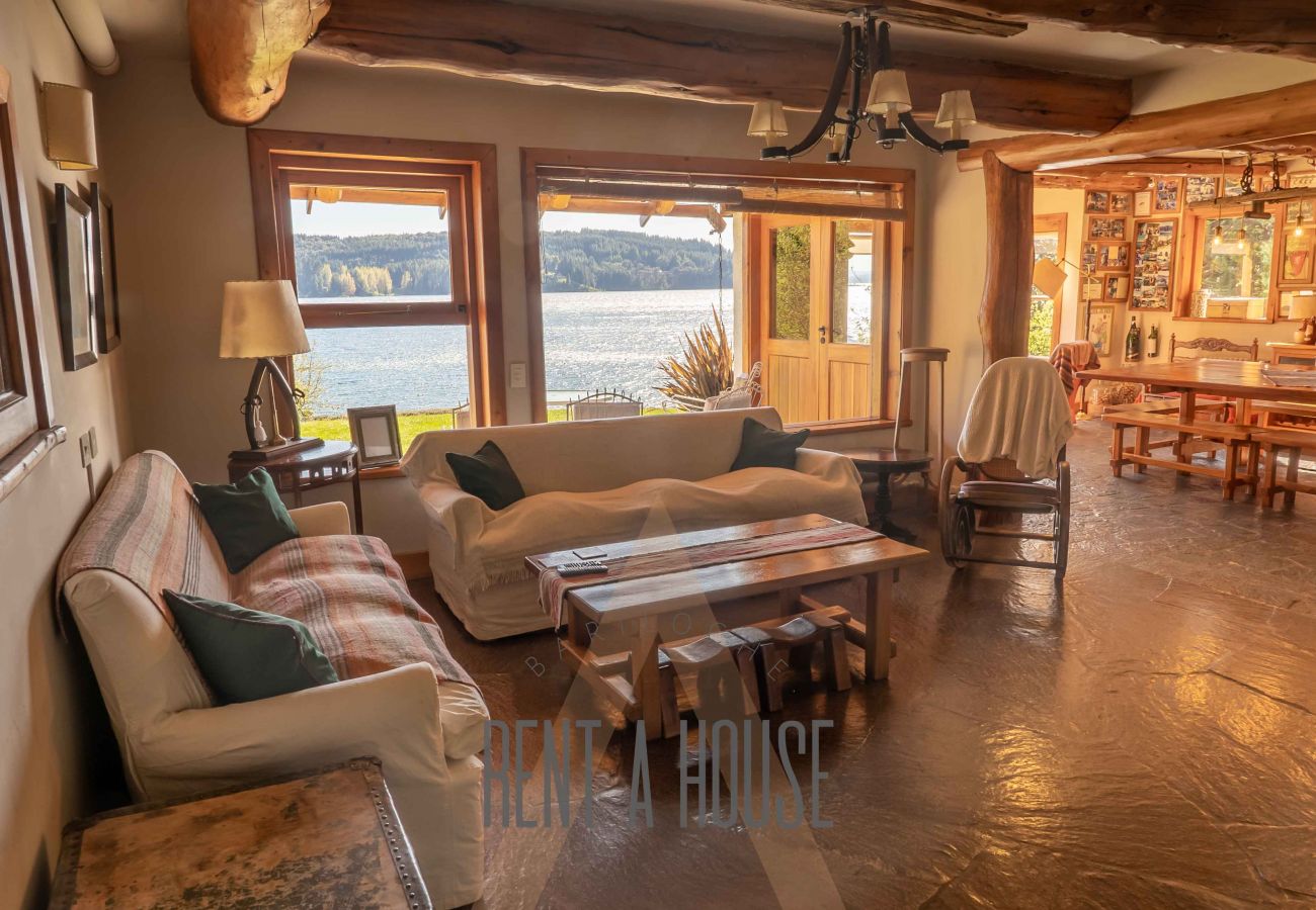 Casa en San Carlos de Bariloche - 11PAX HUAPI17C ESCG