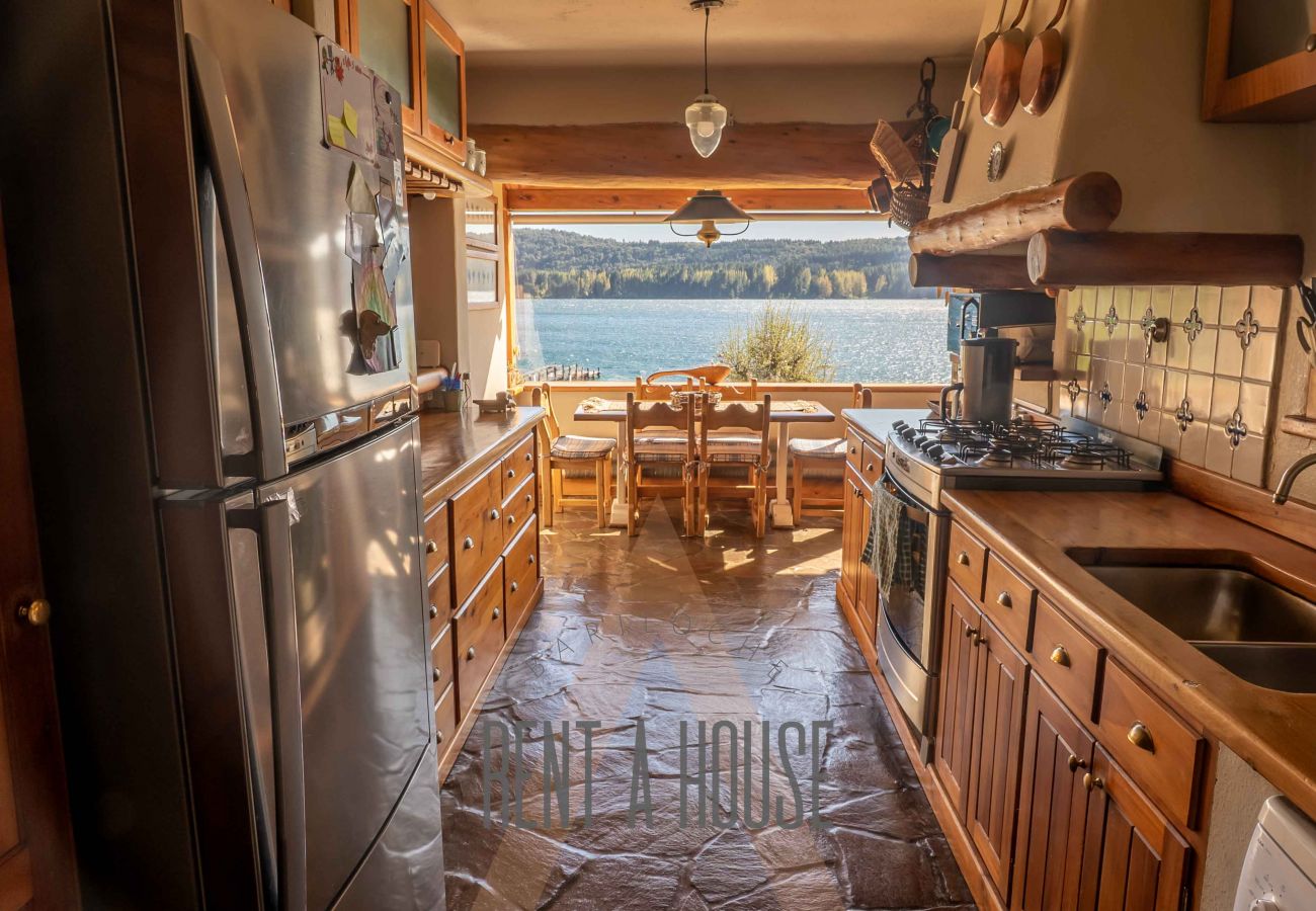 Casa en San Carlos de Bariloche - 11PAX HUAPI17C ESCG
