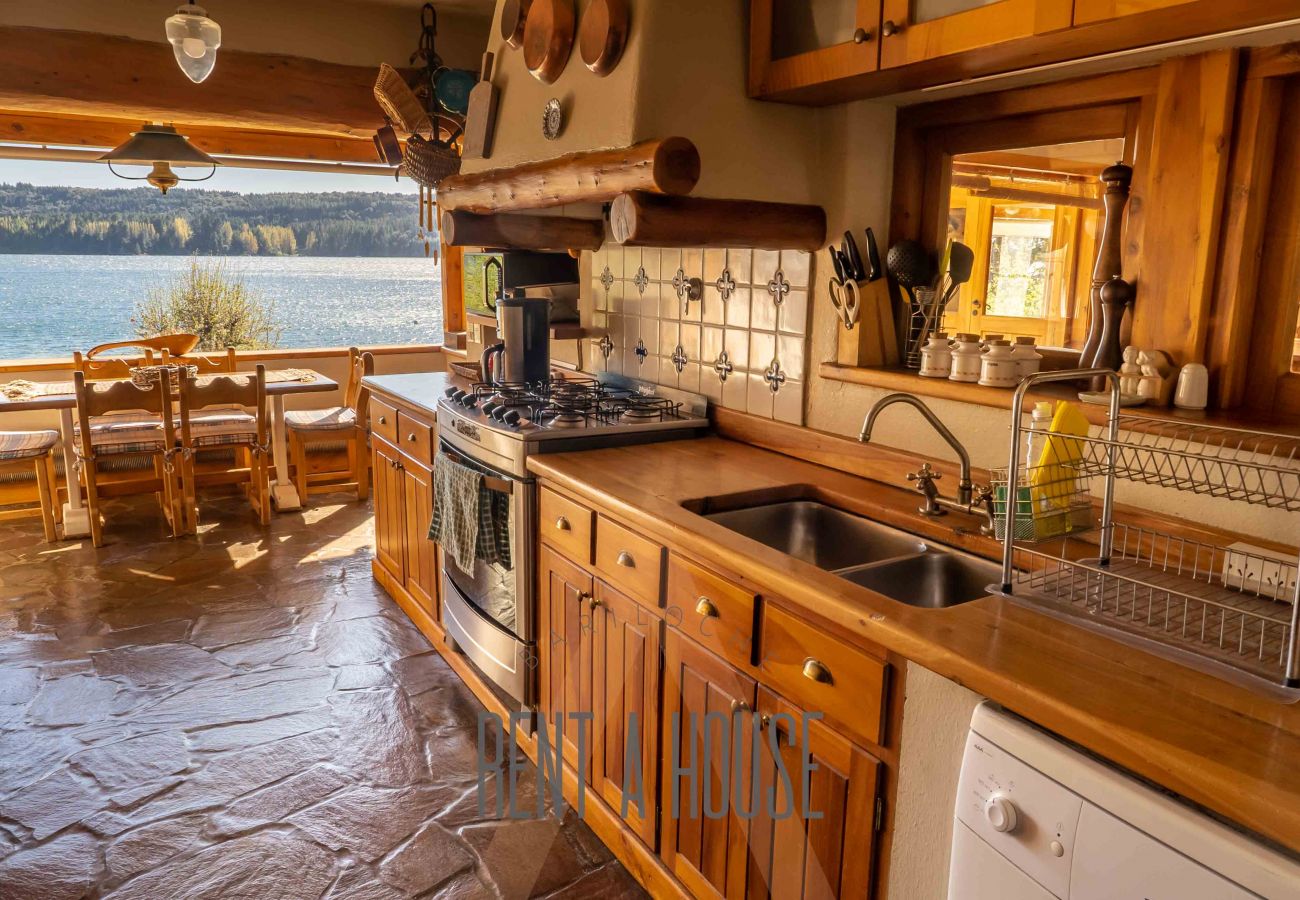 Casa en San Carlos de Bariloche - 11PAX HUAPI17C ESCG