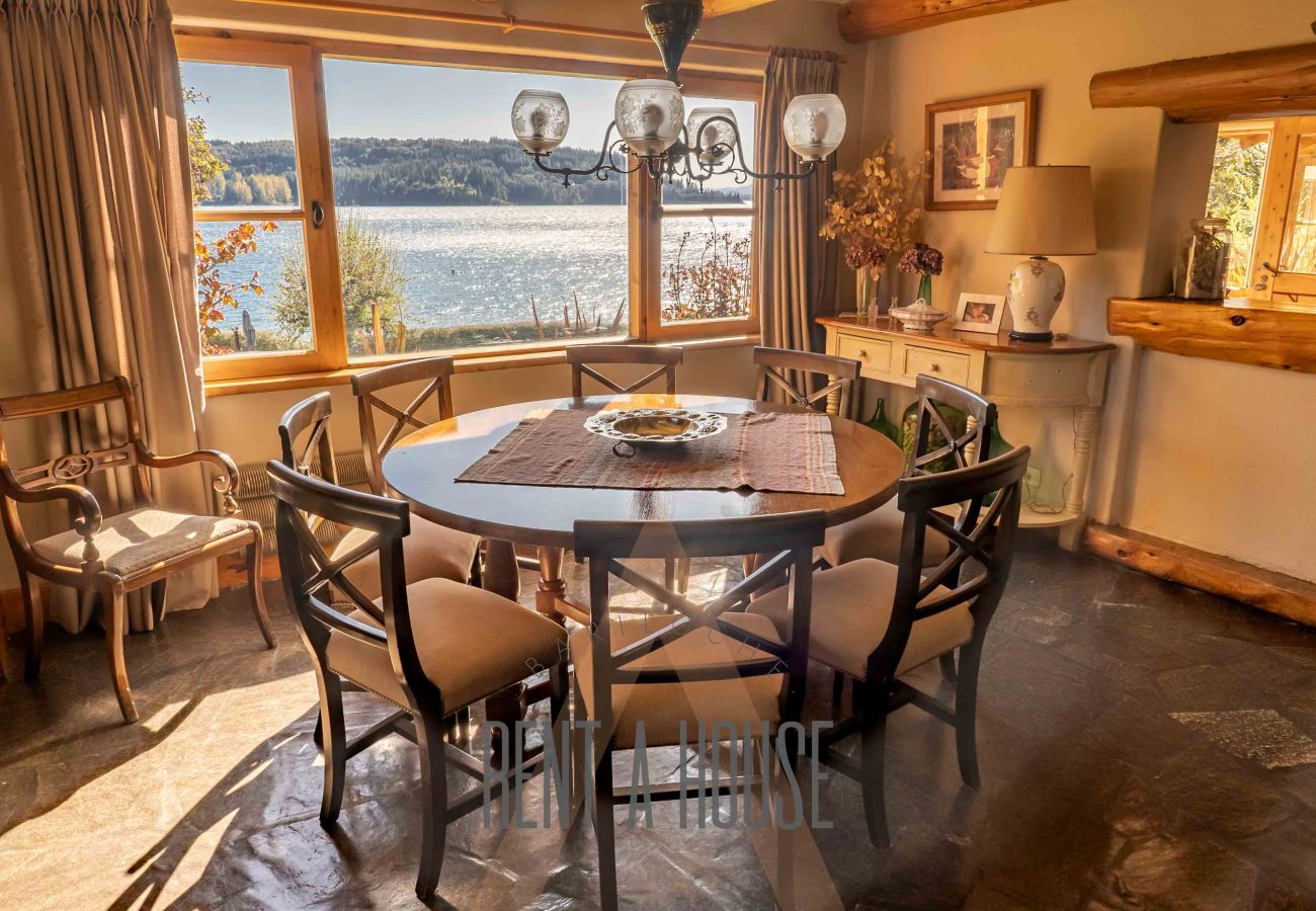 Casa en San Carlos de Bariloche - 11PAX HUAPI17C ESCG