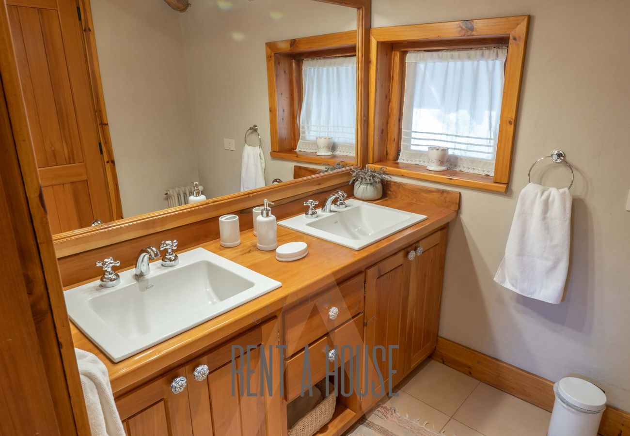 Casa en San Carlos de Bariloche - 11PAX HUAPI17C ESCG