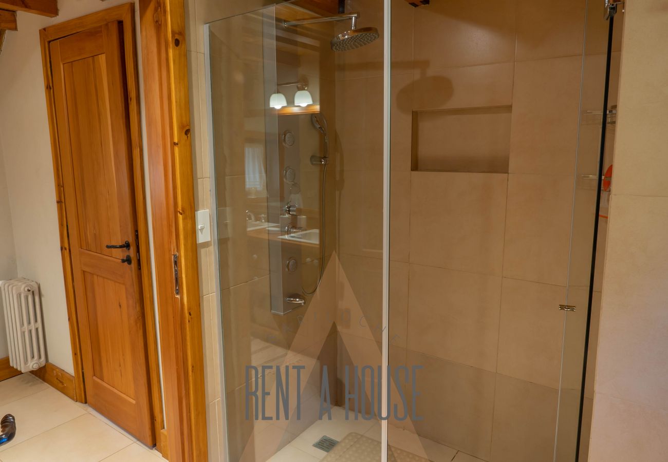 Casa en San Carlos de Bariloche - 11PAX HUAPI17C ESCG