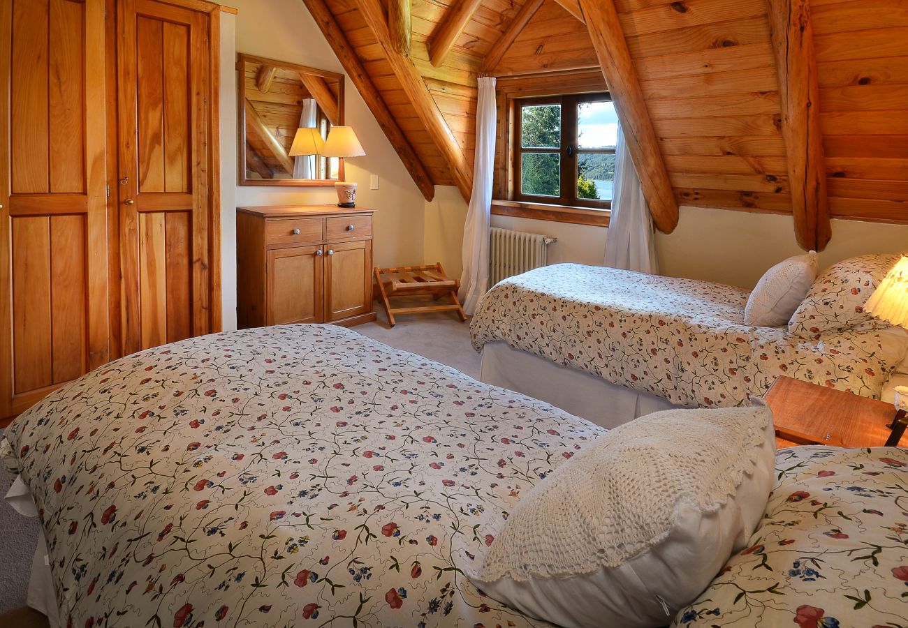 Casa en San Carlos de Bariloche - 11PAX HUAPI17C ESCG