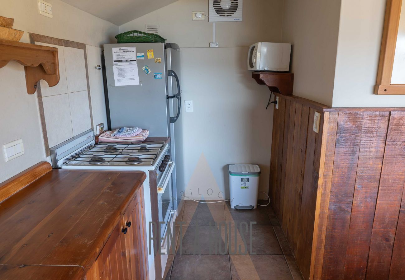 Cabaña en San Carlos de Bariloche - 06PAX HUAPI18C  ESLGO
