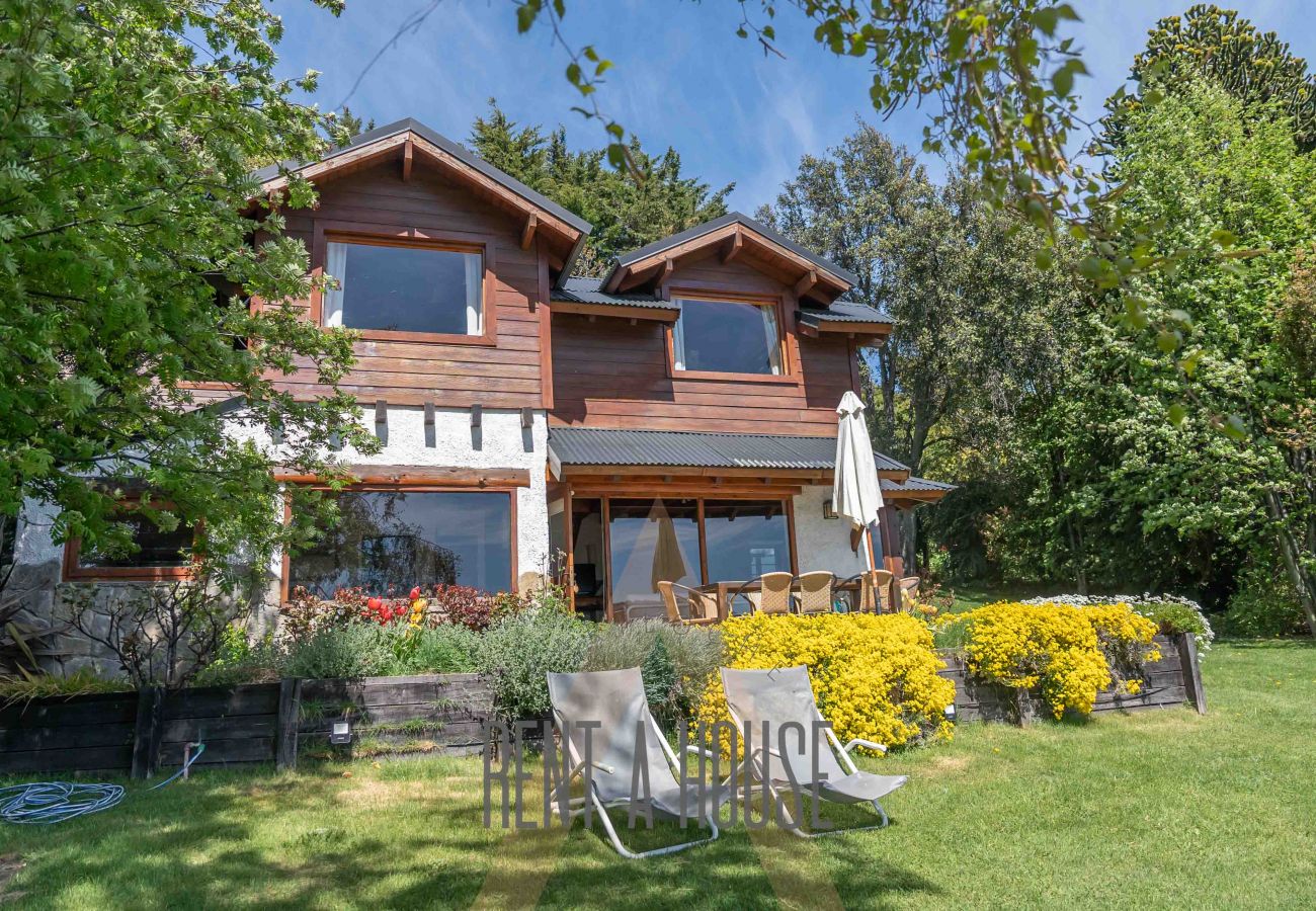 Cabaña en San Carlos de Bariloche - 06PAX HUAPI18C  ESLGO