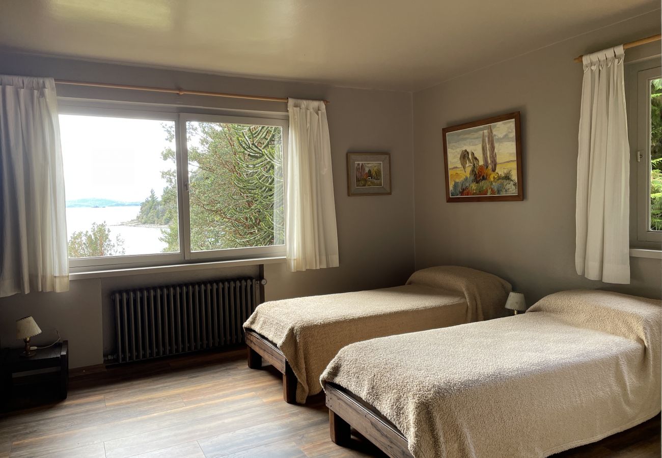 Casa en San Carlos de Bariloche - 10PAX TAC04C MAYA