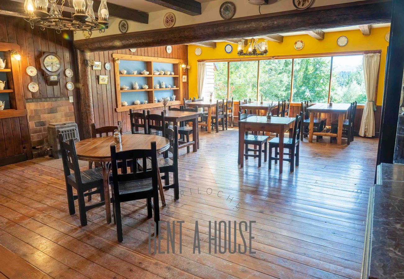Casa en San Carlos de Bariloche - 20/22PAX HUAPI27 CASONA VICKY