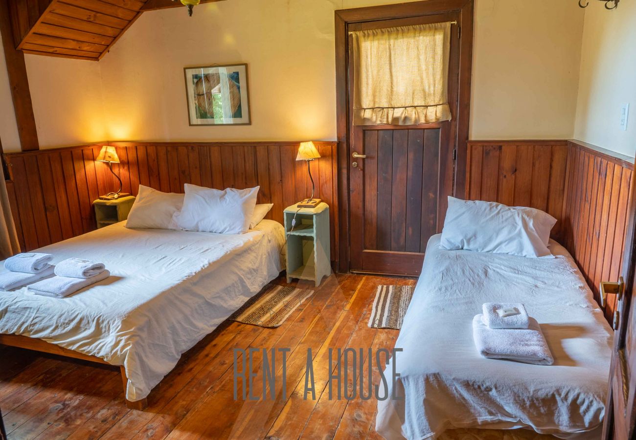Casa en San Carlos de Bariloche - 20/22PAX HUAPI27 CASONA VICKY