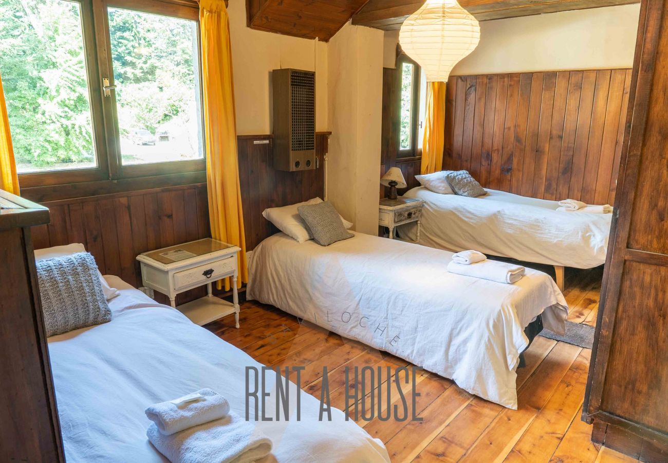 Casa en San Carlos de Bariloche - 20/22PAX HUAPI27 CASONA VICKY