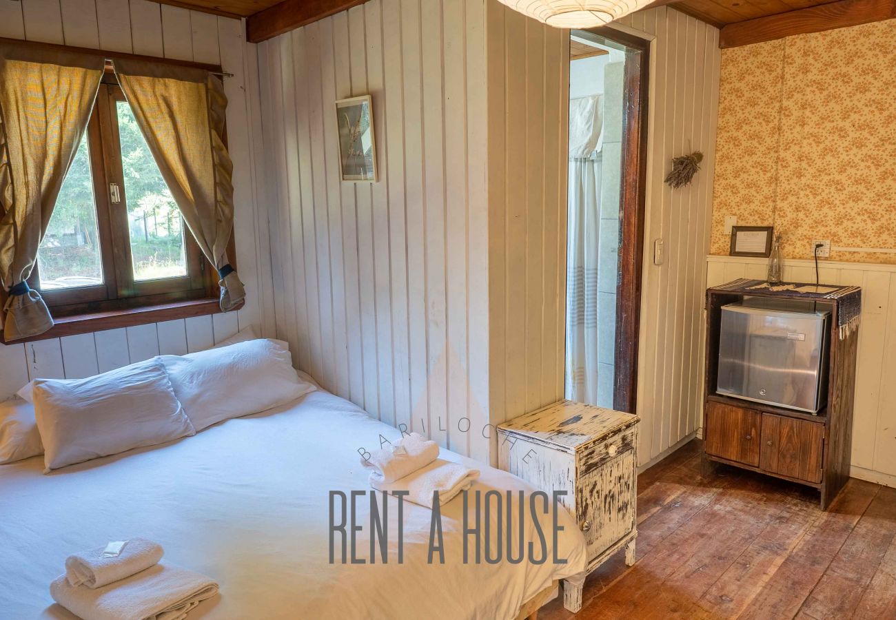 Casa en San Carlos de Bariloche - 20/22PAX HUAPI27 CASONA VICKY