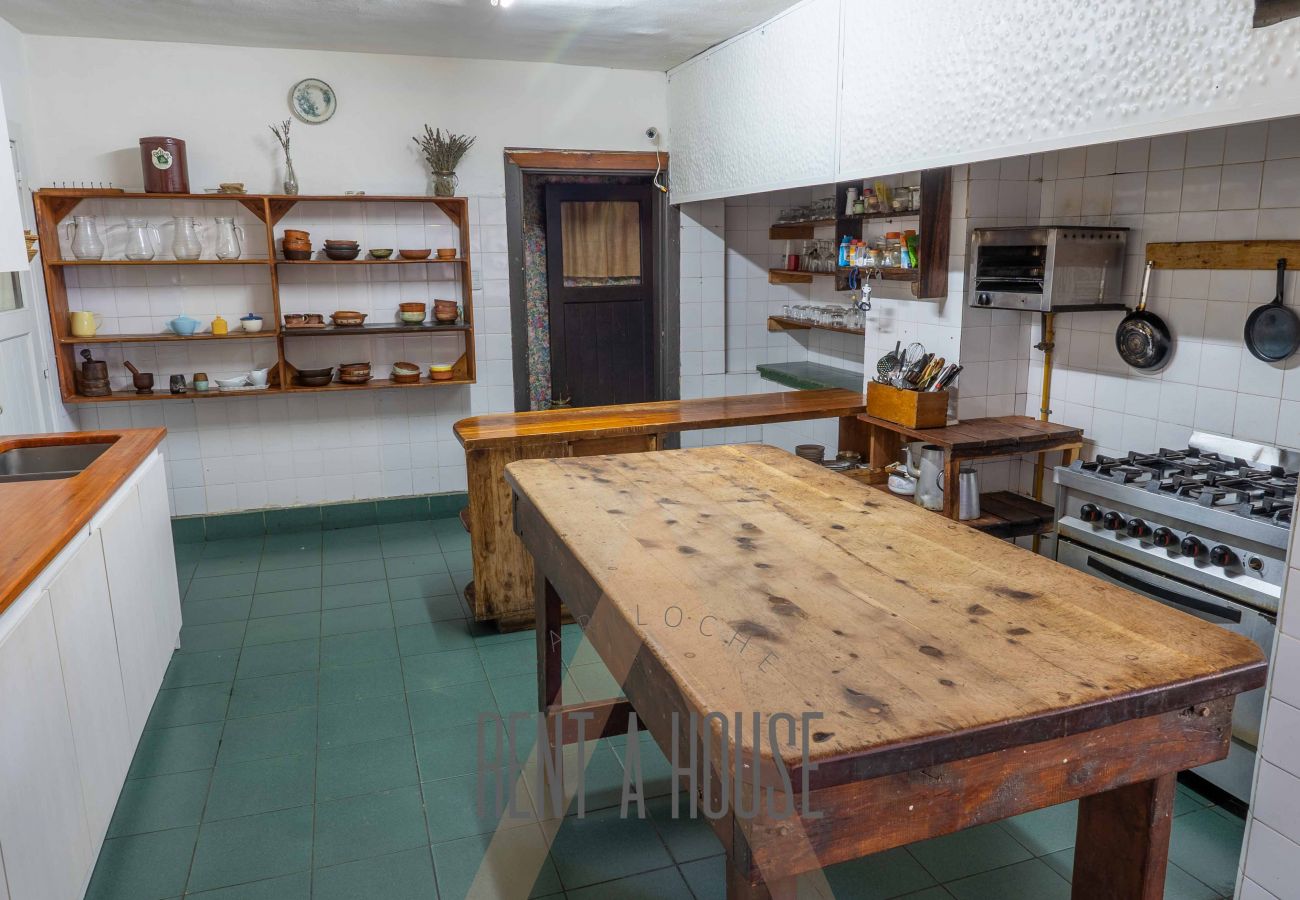 Casa en San Carlos de Bariloche - 20/22PAX HUAPI27 CASONA VICKY