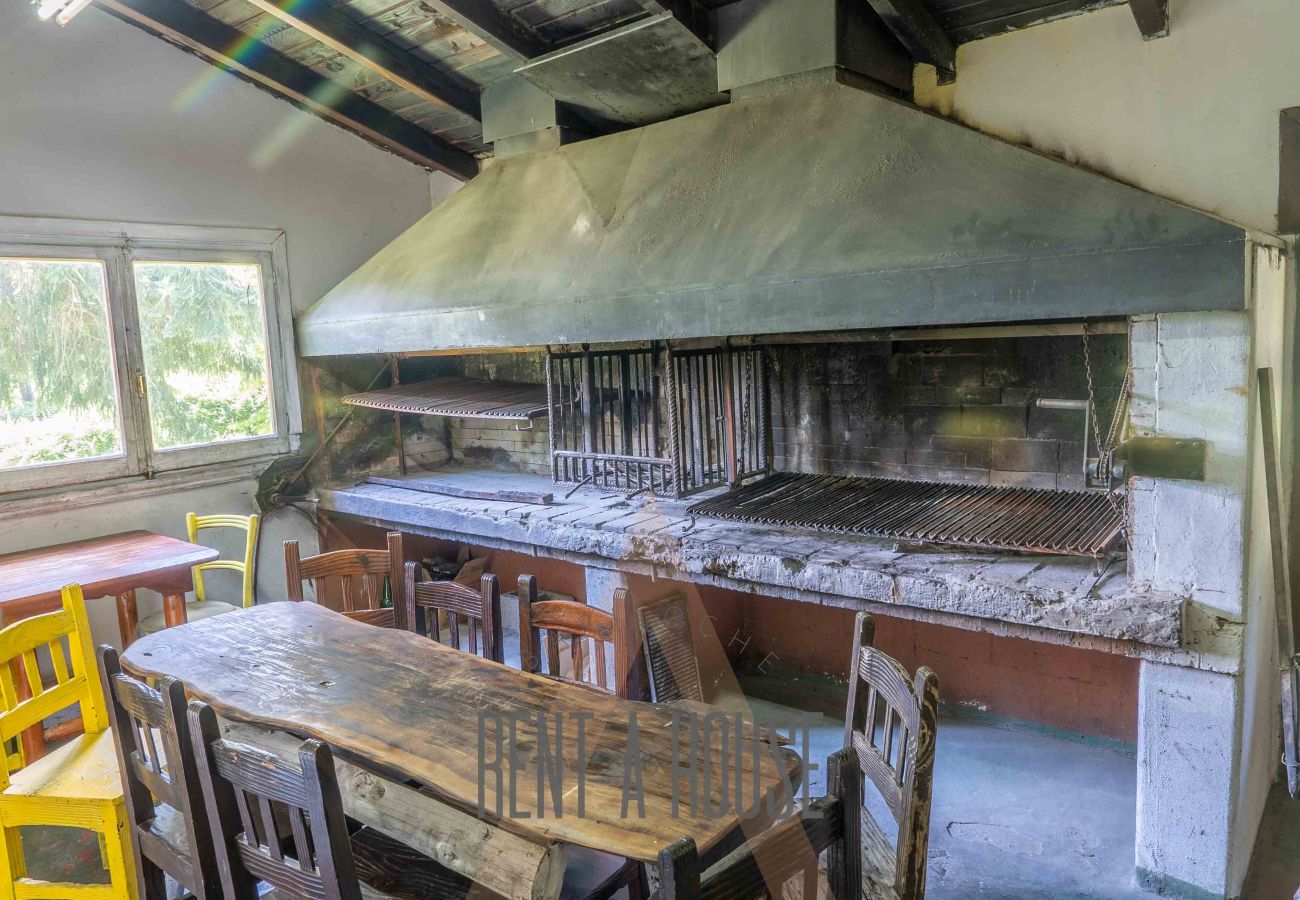 Casa en San Carlos de Bariloche - 20/22PAX HUAPI27 CASONA VICKY