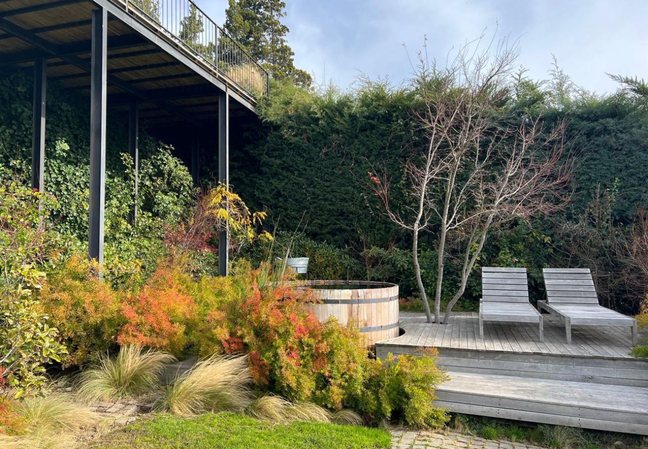 Casa en San Carlos de Bariloche - 10PAX VIEW10 FLOWER