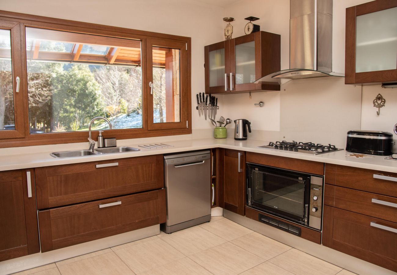 Casa en San Carlos de Bariloche - 10PAX ARE18 ANDREA