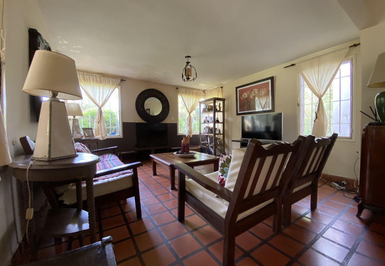 Casa en Mar Del Plata - Delicia de campo | Casa Dulce | Hola sur