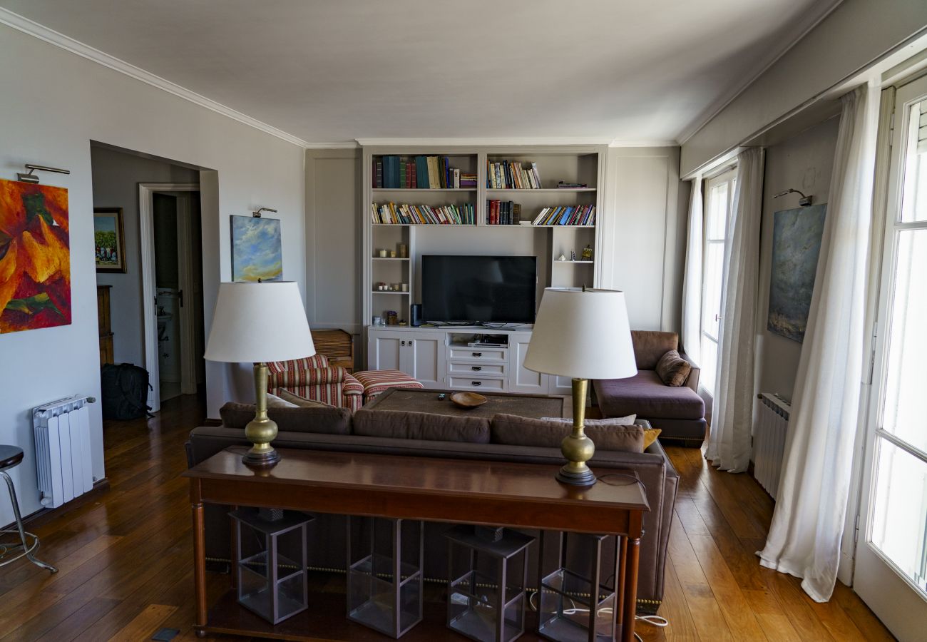 Apartamento en Mar Del Plata - Estilo frente al mar | Depto Claudia | Hola sur