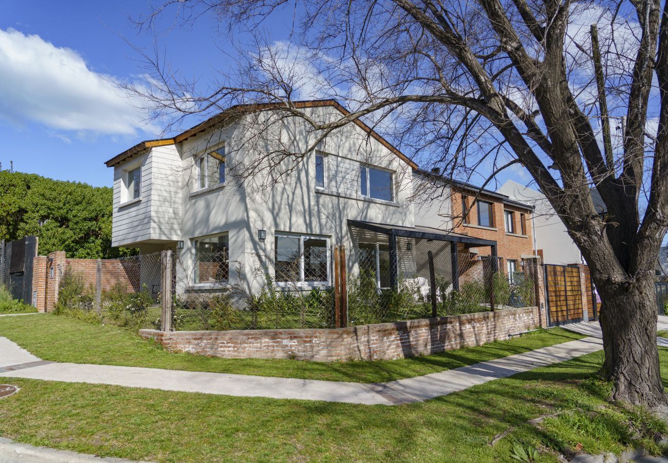 Casa en Mar Del Plata - Del mar | Casa Pato | Hola sur