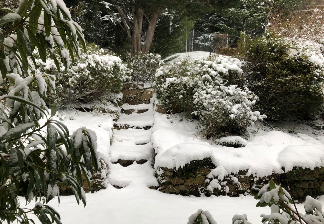 Casa en San Carlos de Bariloche - 17PAX HUAPI09C