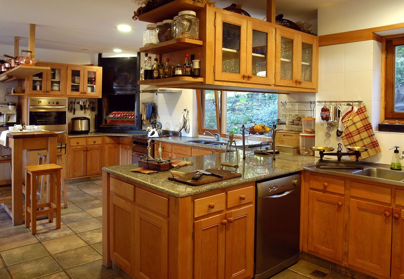 Casa en San Carlos de Bariloche - 17PAX HUAPI09C