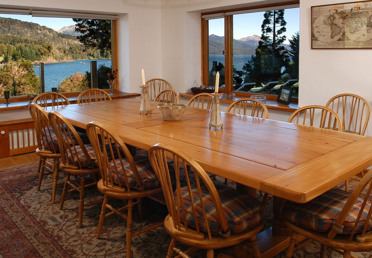 Casa en San Carlos de Bariloche - 17PAX HUAPI09C