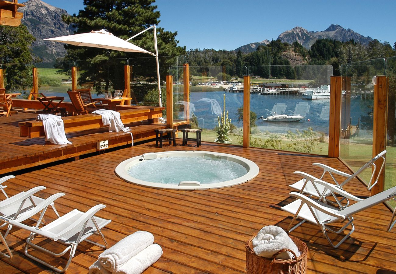Casa en San Carlos de Bariloche - 17PAX HUAPI09C