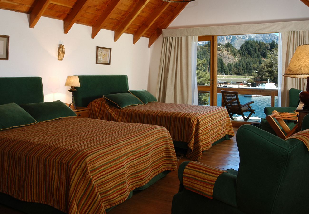 Casa en San Carlos de Bariloche - 17PAX HUAPI09C