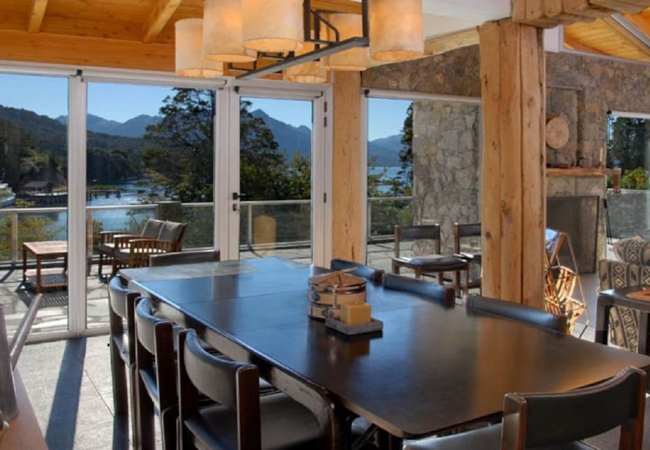 Casa en San Carlos de Bariloche - 16PAX HUAPI10C