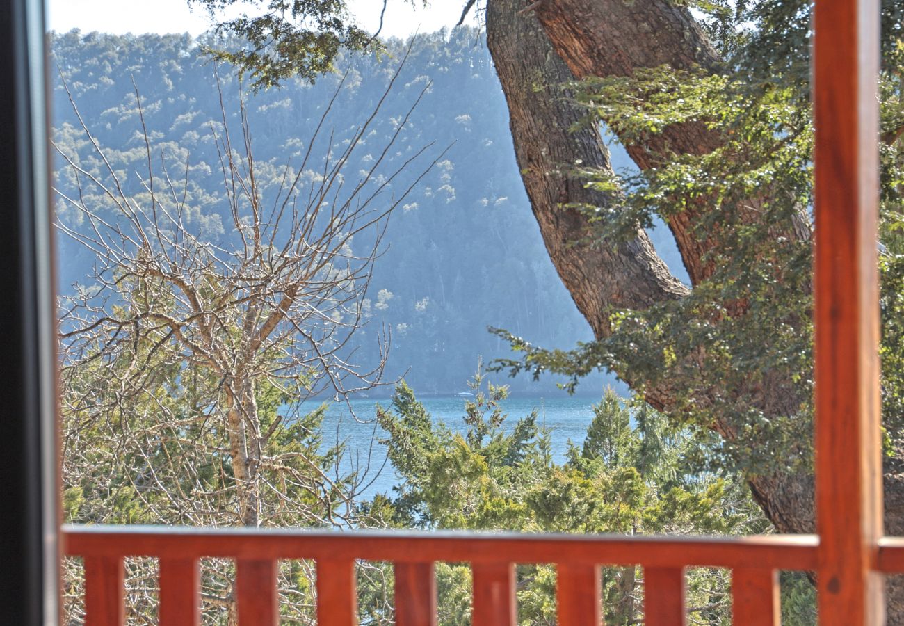 Cabaña en San Carlos de Bariloche - 04/6PAX HUAPI11C CAB.MILI