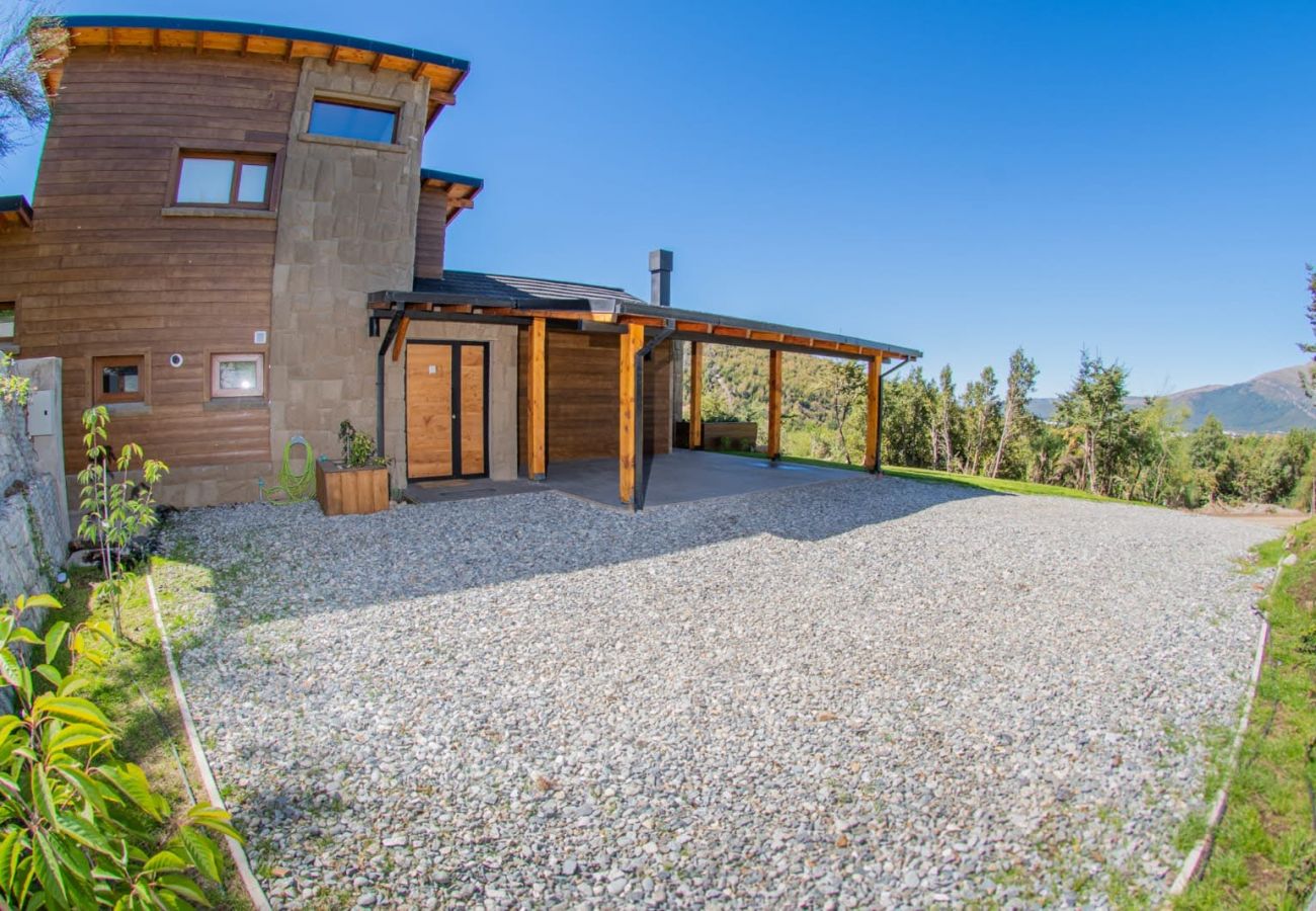 Casa en San Carlos de Bariloche - 09PAX ARE28 BELI