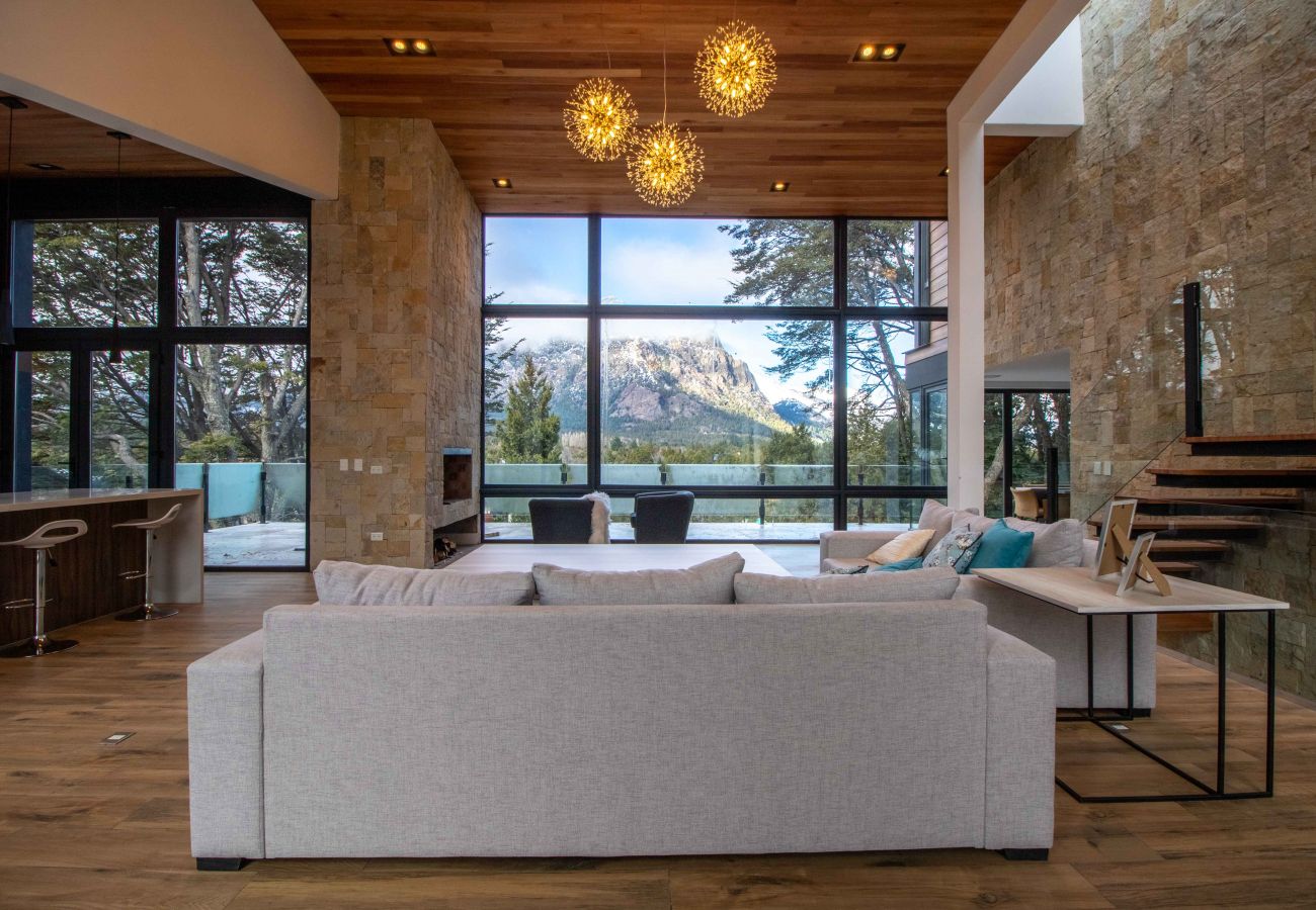 Casa en San Carlos de Bariloche - 10/12PAX ARE34