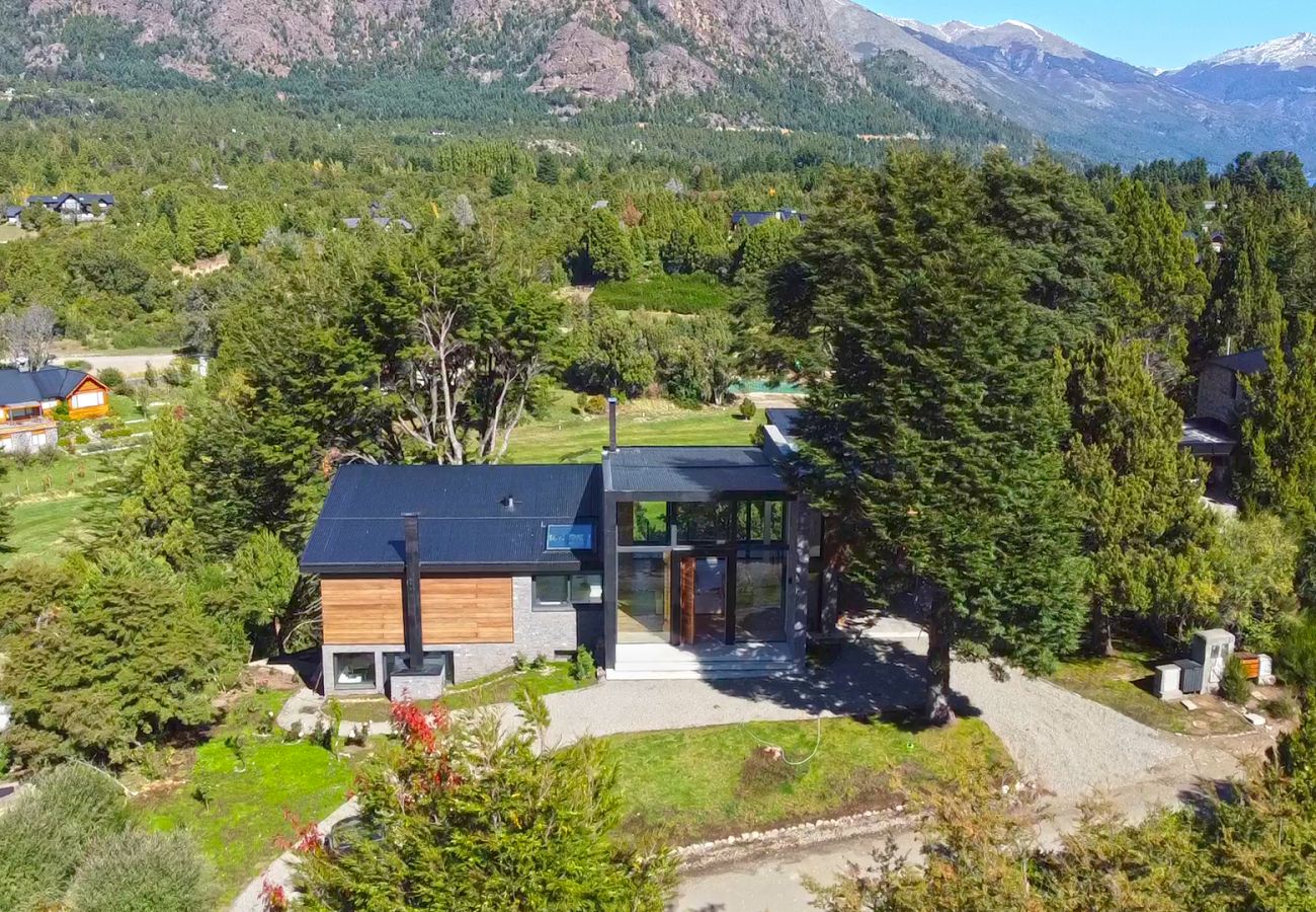 Casa en San Carlos de Bariloche - 10/12PAX ARE34