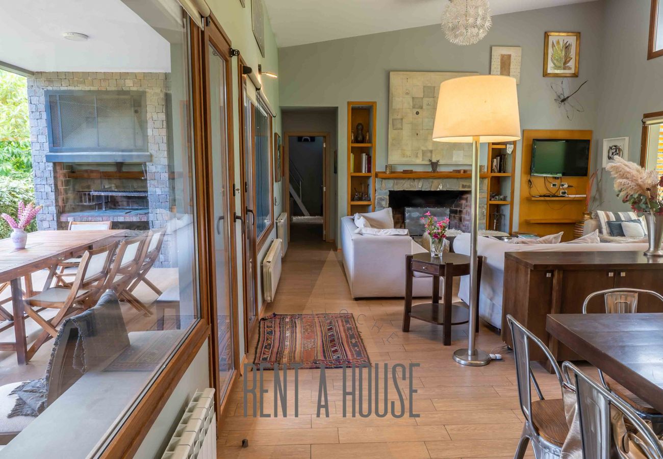 Casa en San Carlos de Bariloche - 10PAX ARE12 VERO